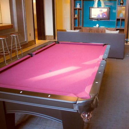 Crystal Quarters Furnished Apartments At The Gramercy Arlington Esterno foto