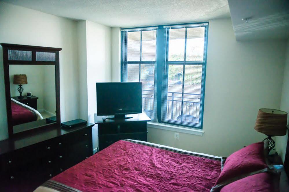 Crystal Quarters Furnished Apartments At The Gramercy Arlington Esterno foto